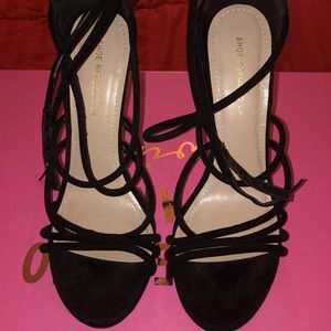 Black strappy shoes